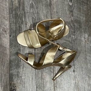 Brand New| Vince Camuto Gold Strappy Heels Size 8 |Metallic Ankle Strap Stiletto